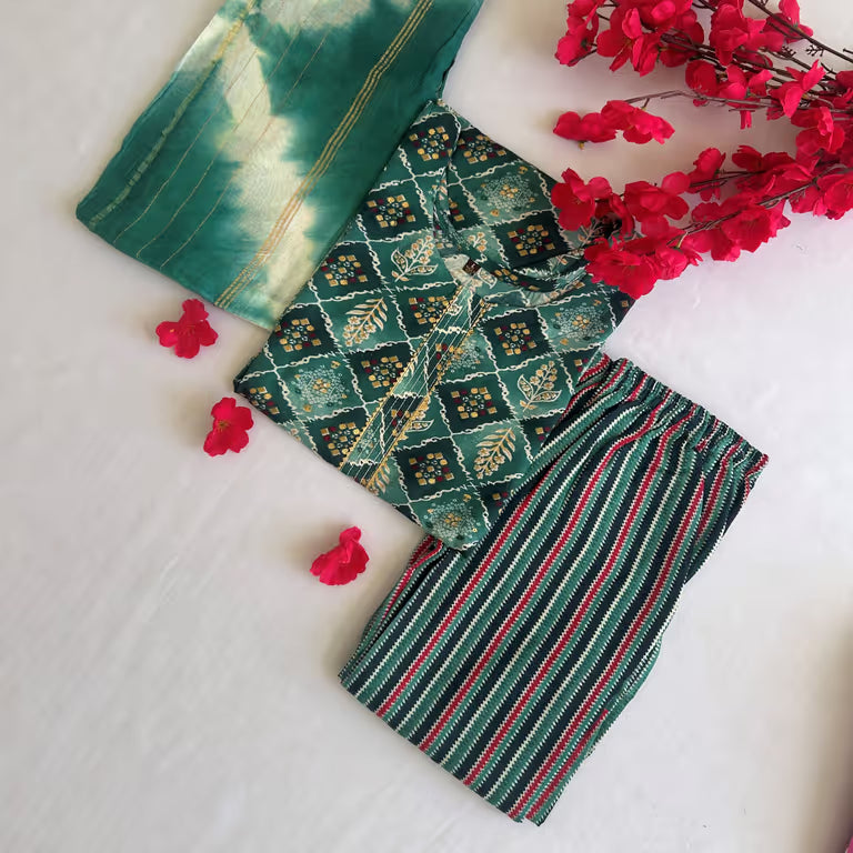 Green Tie Dye Golden Stripes Pattern Kurti Set